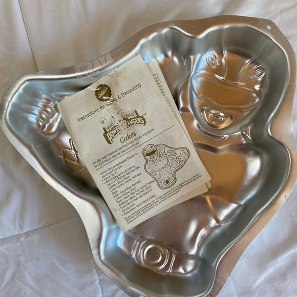 Power Rangers Cake Pan 1994 - Picture 5 of 6